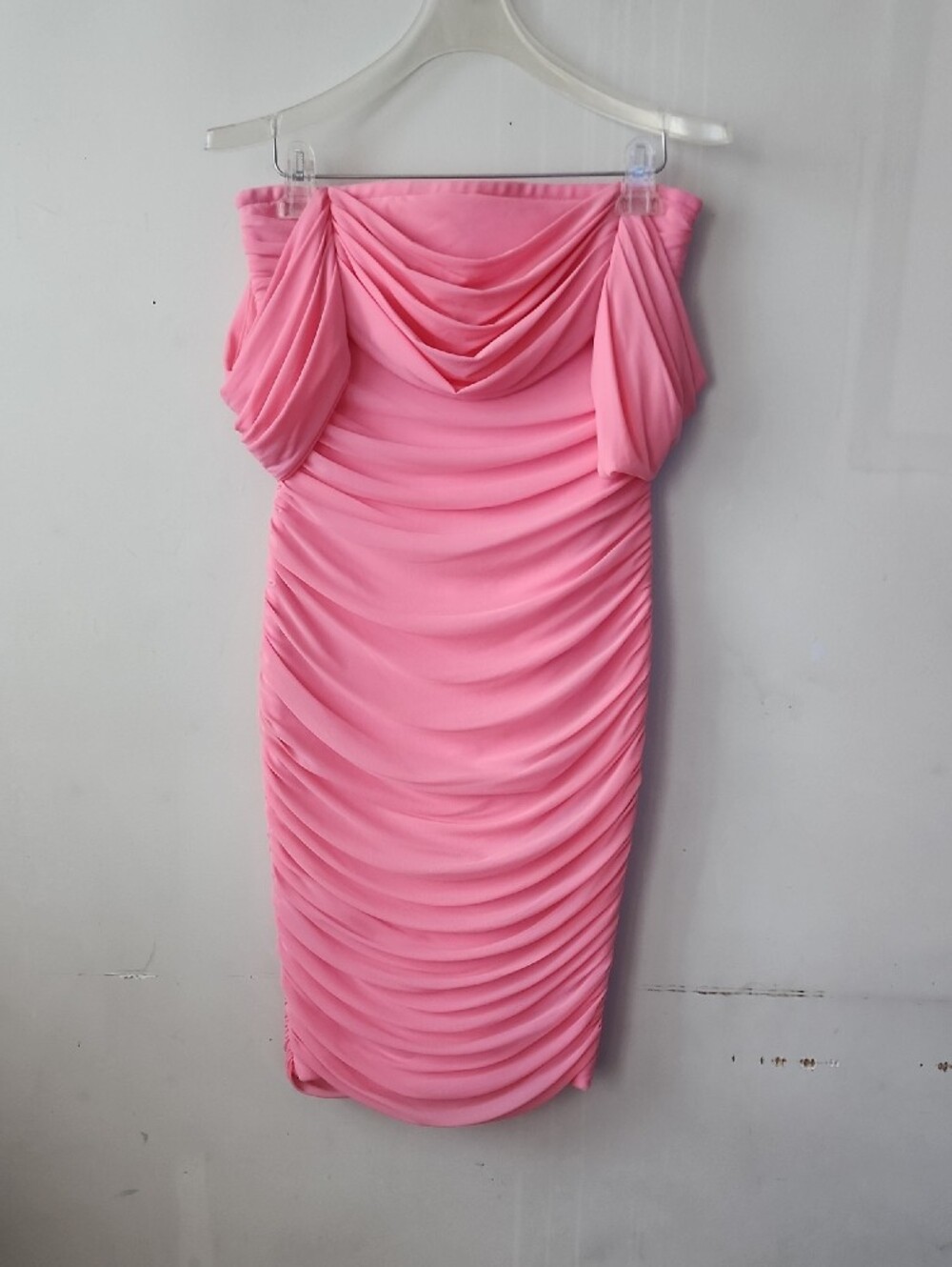 Fashion Nova Pink Ruched Off-Shoulder Midi Dress. New Without Tag - Picture 4 of 10